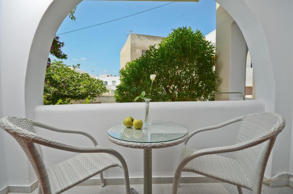 Margo Studios Naxos City Екстериор снимка