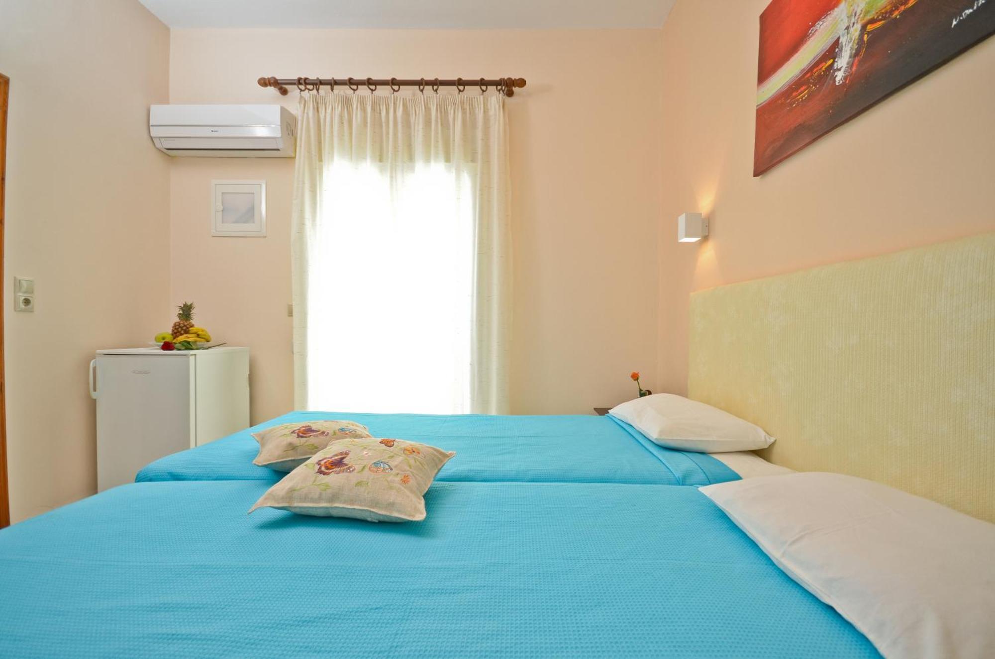 Margo Studios Naxos City Екстериор снимка
